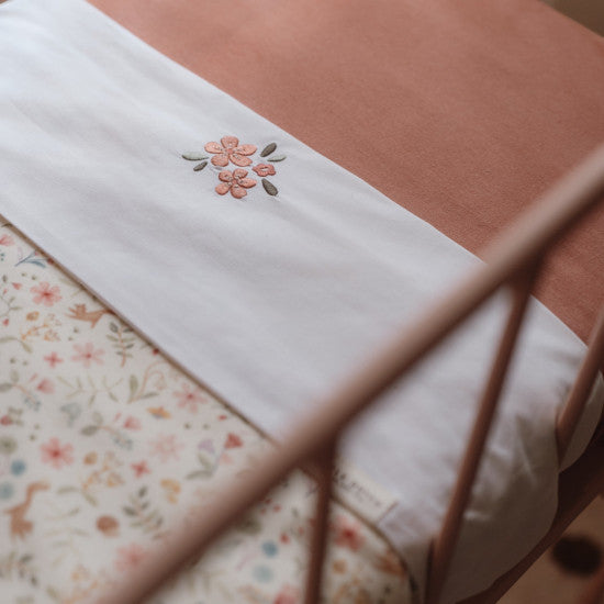 Cot sheet Embroidered Fairy Flowers