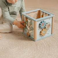 Wooden activity cube - Forest Friends