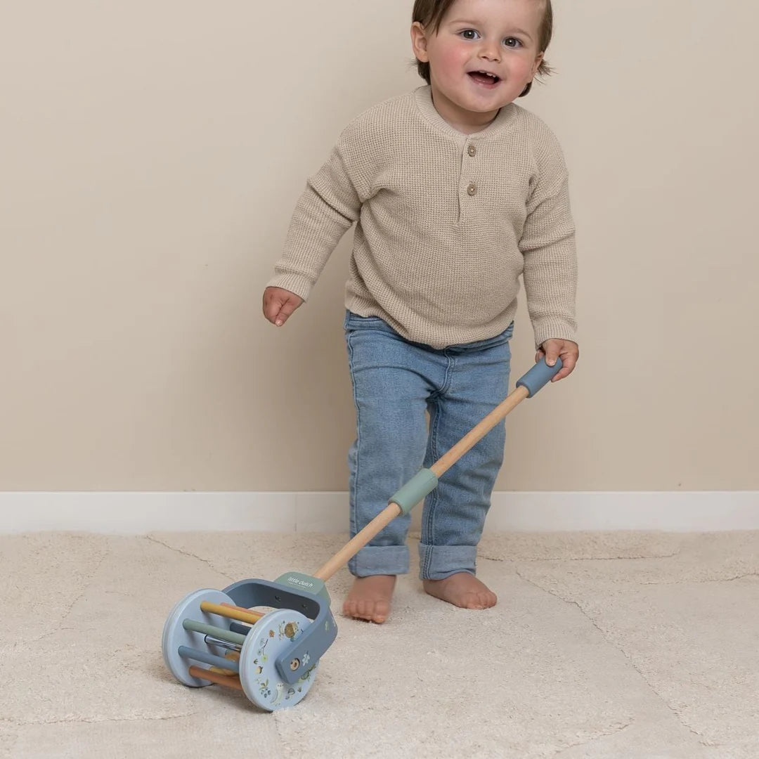 Push-along Rattle Forest Friends