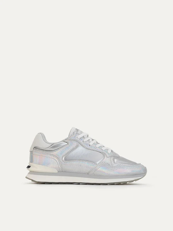 SILVER SNEAKERS