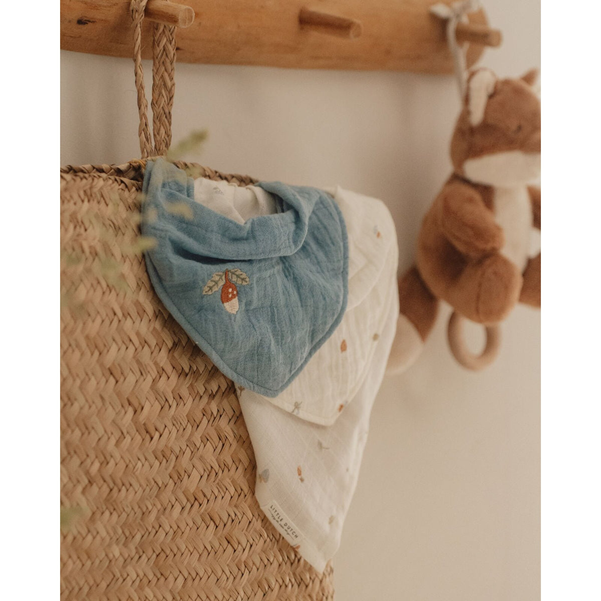 Bandana bib muslin set of 2 Forest Treasures & Denim Blue