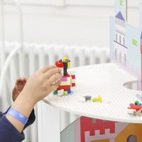 Scenarios Bricks Tower Stokke® MuTable™